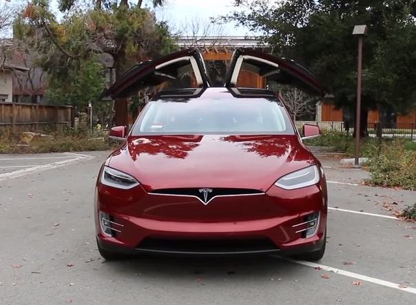 Tesla-Model-X-2016-2017...