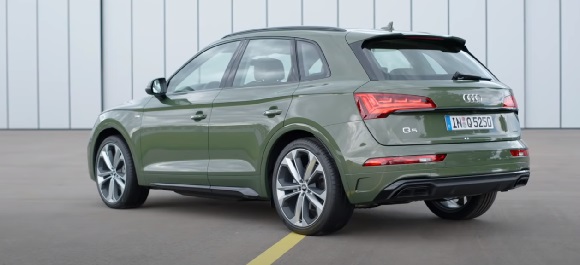 Audi Q5 2021.