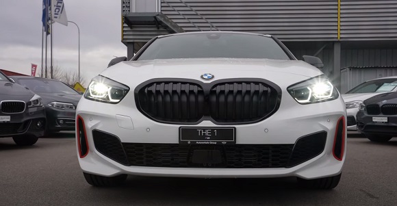 BMW 1 series 2021.