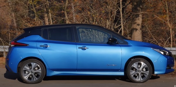 Nissan Leaf 2022.