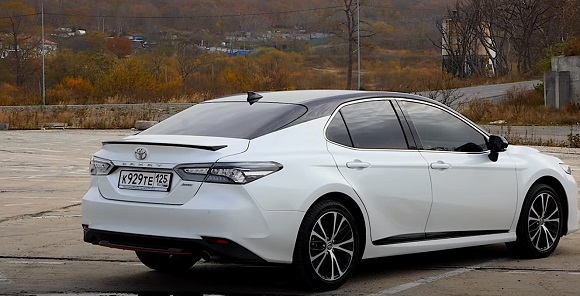 Toyota Camry S-Edition 2021.
