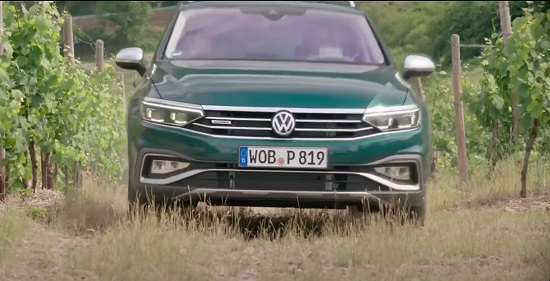 Volkswagen Passat Alltrack 2022.