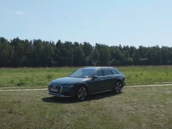 Audi A6 Allroad 2021.