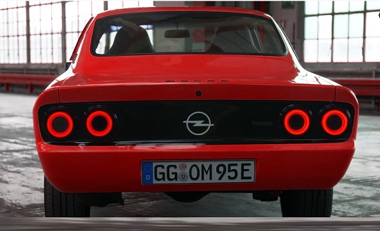 Opel Manta GSe 2022.